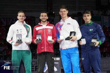 وزير الشباب والرياضة يهنئ محمد السيد بعد التتويج بذهبية كأس العالم لسيف المبارزة في سويسرا