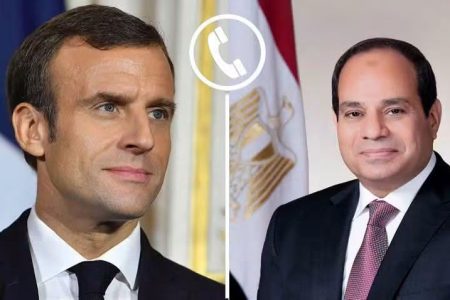 الرئيس السيسي يؤكد لماكرون تضامن مصر مع فرنسا إثر الحرائق ببعض المناطق